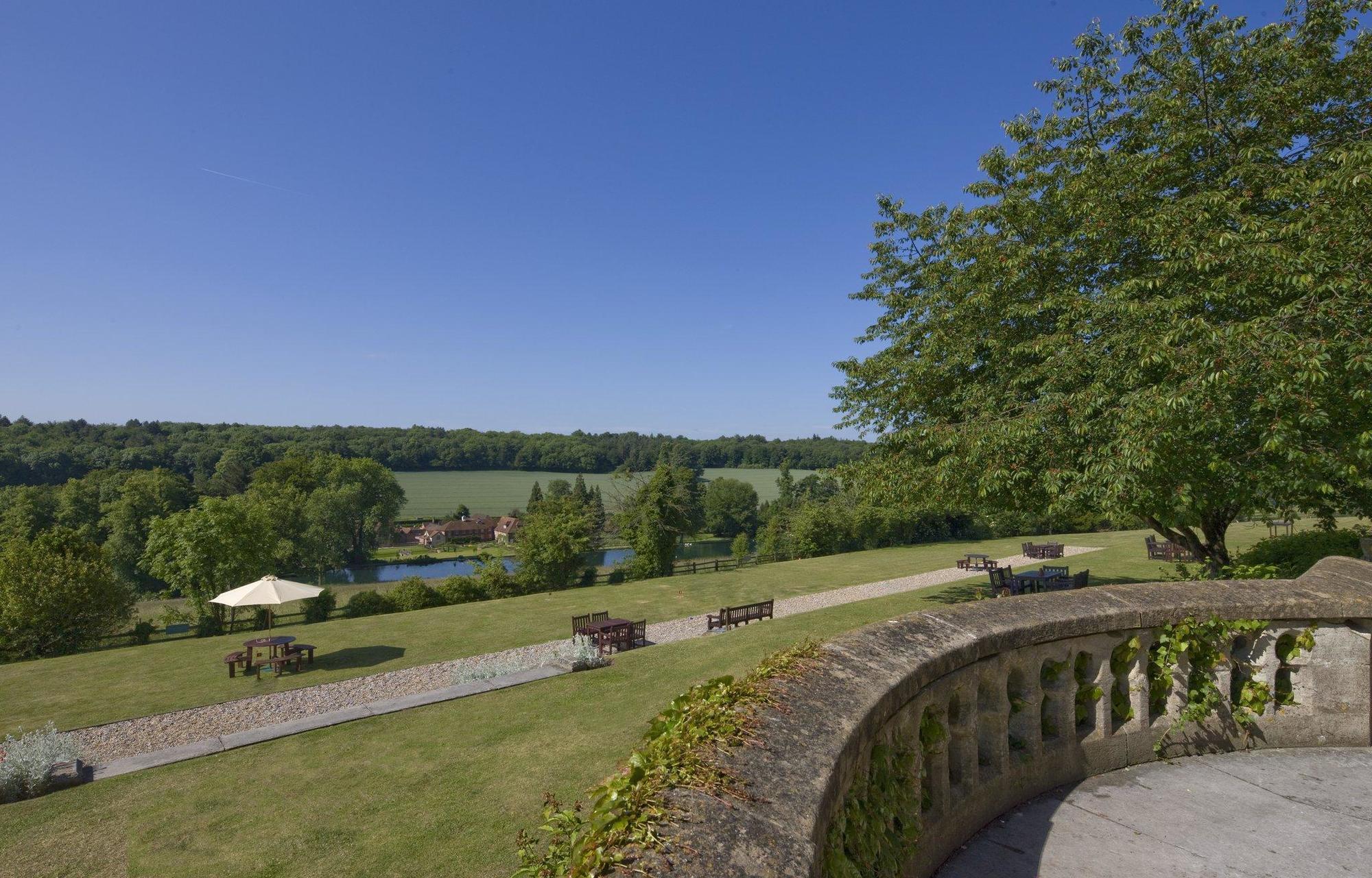 De Vere Latimer Estate Chesham Exterior foto